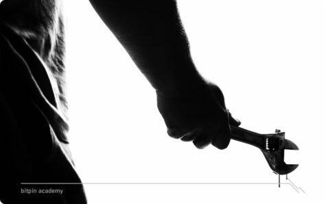 حمله آچار فرانسه ۵ دلاری یا رنچ اتک ($۵ Wrench Attack) چیست؟