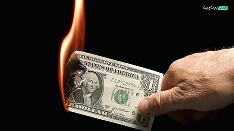 پیتر شیف، اقتصاددان، هشدار داد که دلار آمریکا در حال سقوط است و مالکان آن ممکن است نابود شوند