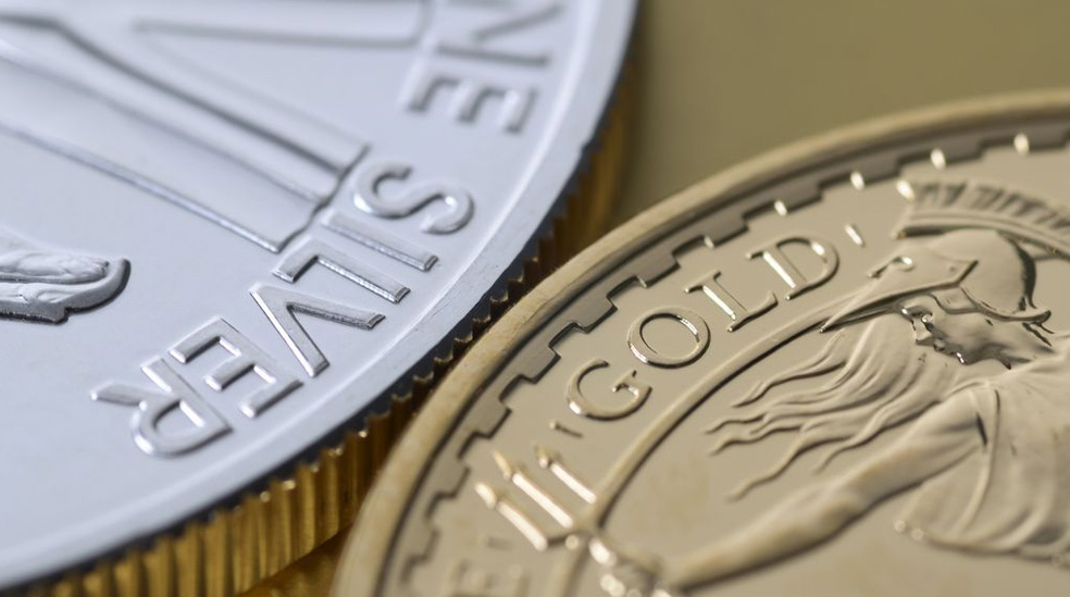 سرمایه گذاری در نقره یا طلا کدام برای من مناسب است؟