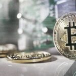 بزرگ‌ترین آزادسازی ذخایر نفتی تاریخ شکست خورد! چرا باید منتظر جهش قیمت نفت و بیت کوین باشیم؟