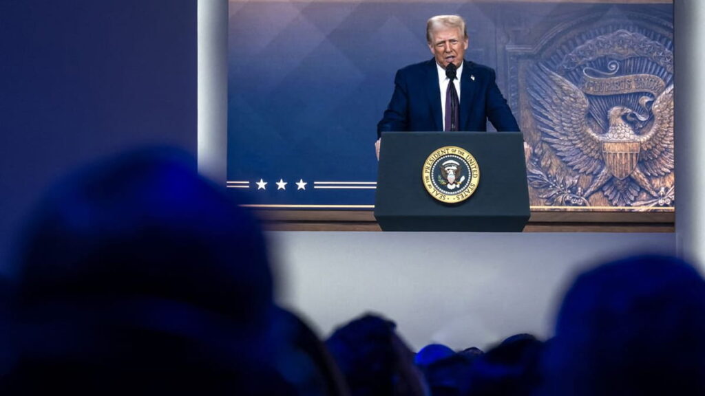 افت قیمت نفت با سیگنال ترامپ؛ نگاه بازارها به سخنرانی امشب او