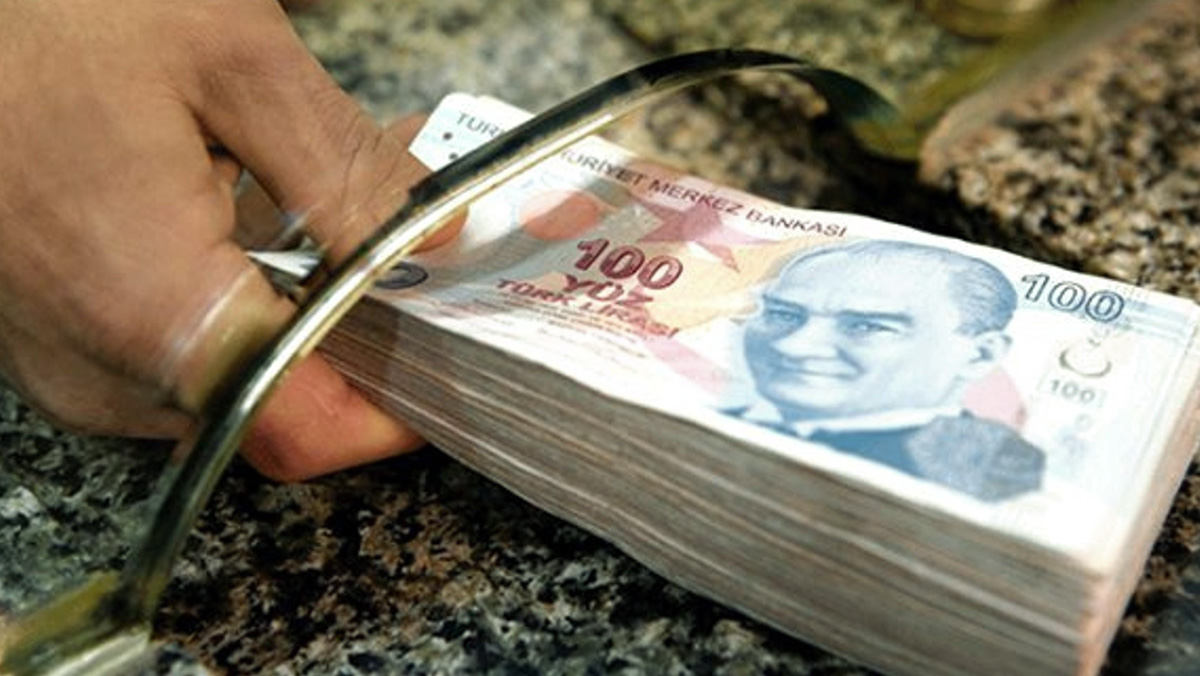 قیمت لیر ترکیه به تومان امروز 2 ابان